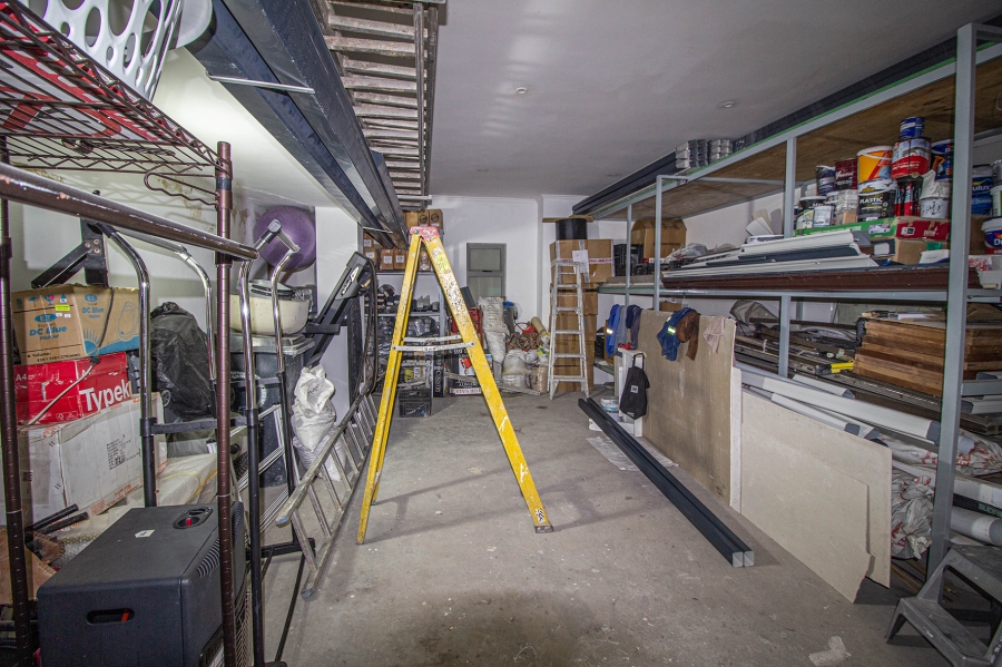 6 Bedroom Property for Sale in Kleinbaai Western Cape